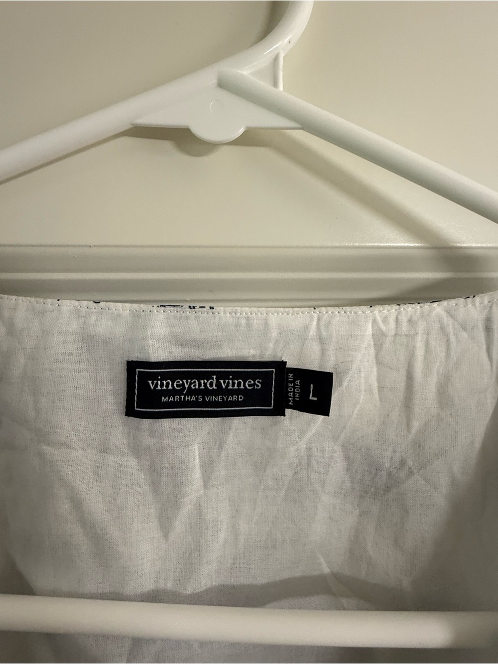 Vineyard Vines White Linen Top with Black Label - Picture 2 of 3